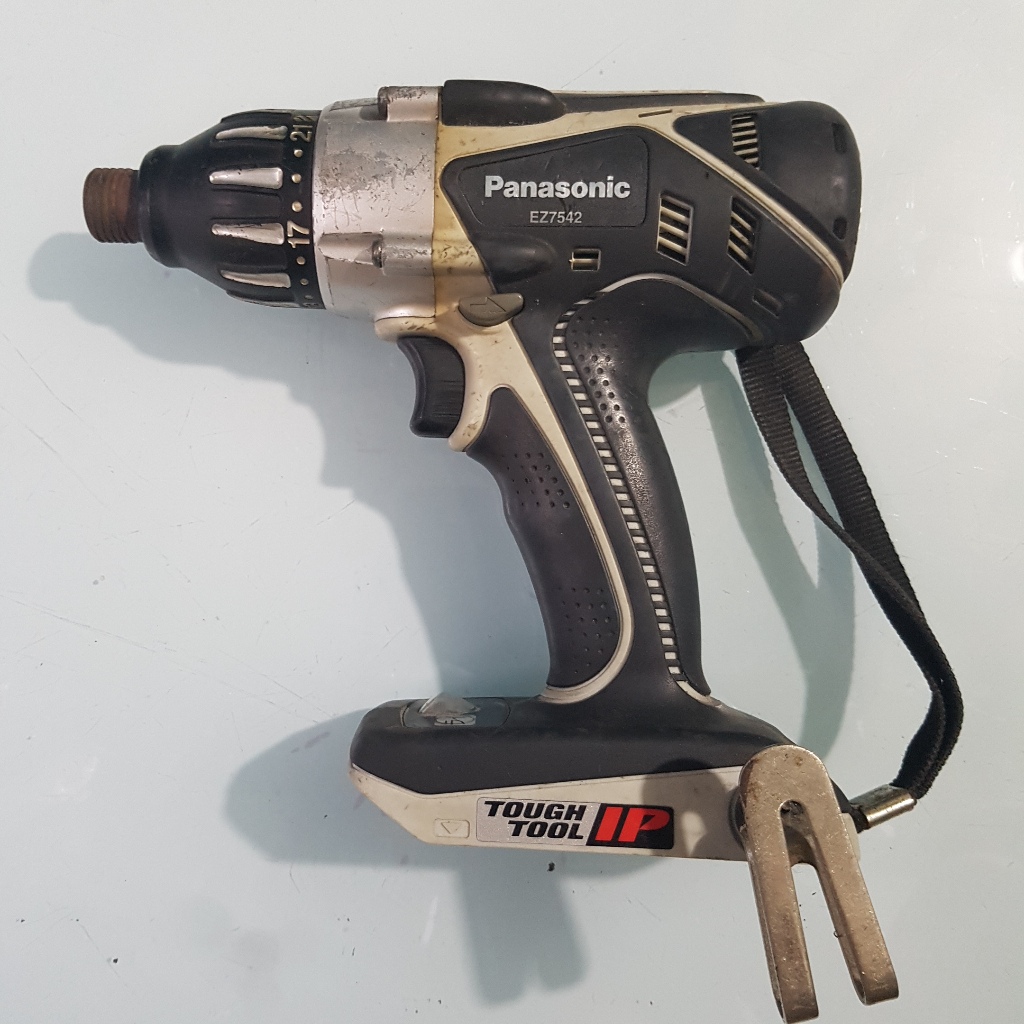 Máy bắn vít cấp trượt 14.4V Panasonic EZ7542