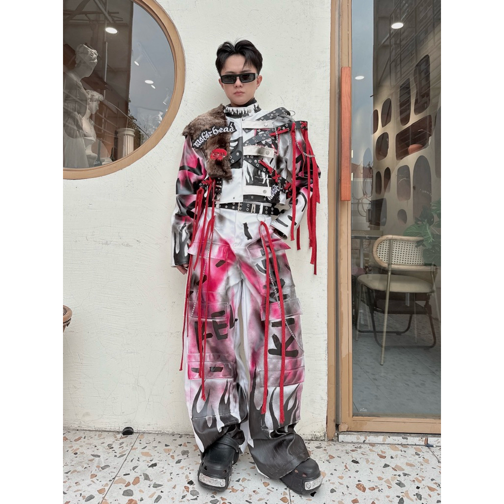 Áo khoác da trắng croptop custom đan dây lông + quần custom ống rộng chain xích KELSHOP