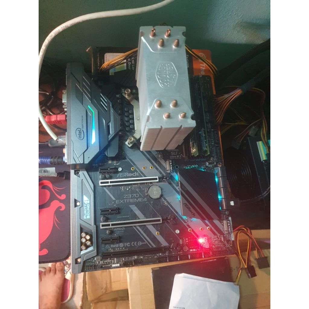Combo intel i7 8700k và main Z370 EXTREME 4 led  lắp máy đồ họa 2d,3d và chơi game nặng,hàng đẹp bóc