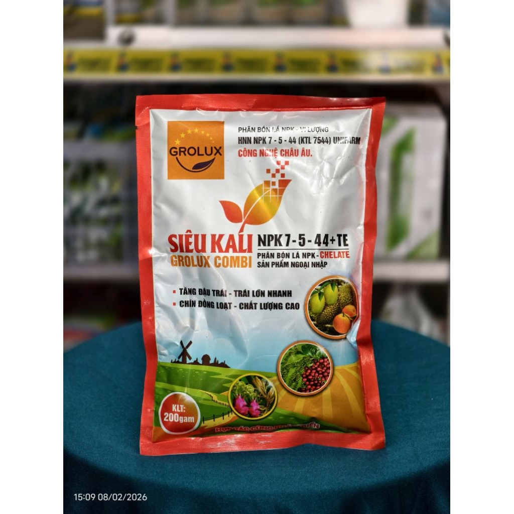 Phân bón lá NPK 7-5-44 200gr