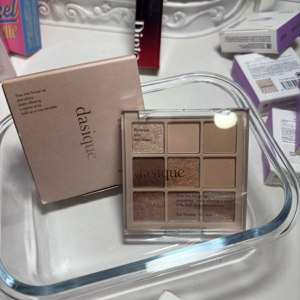 Bảng Phấn Mắt Dasique Eye Shadow Palette