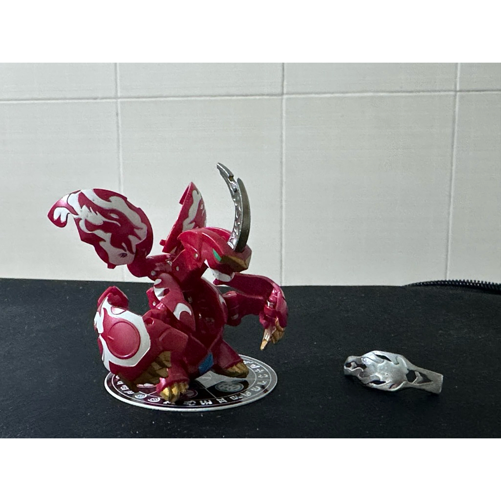 Đồ chơi Bakutech Rise Dragaon ( bản đỏ)