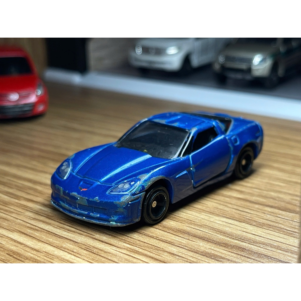 Mô hình xe Tomica No.5 Chevrolet Corvette Z06 1/64 (Trầy nhiều, Không hộp)