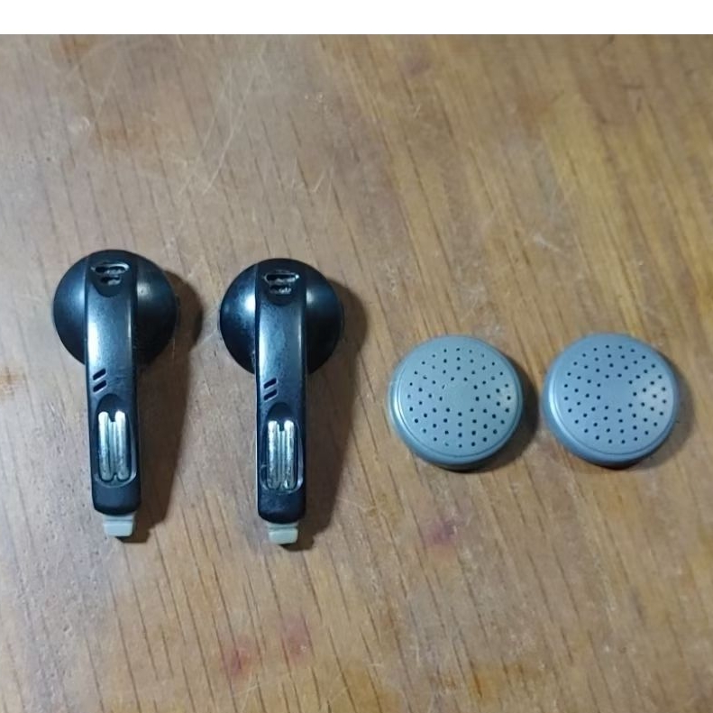 Vỏ tai nghe Aiwa v14 bạc