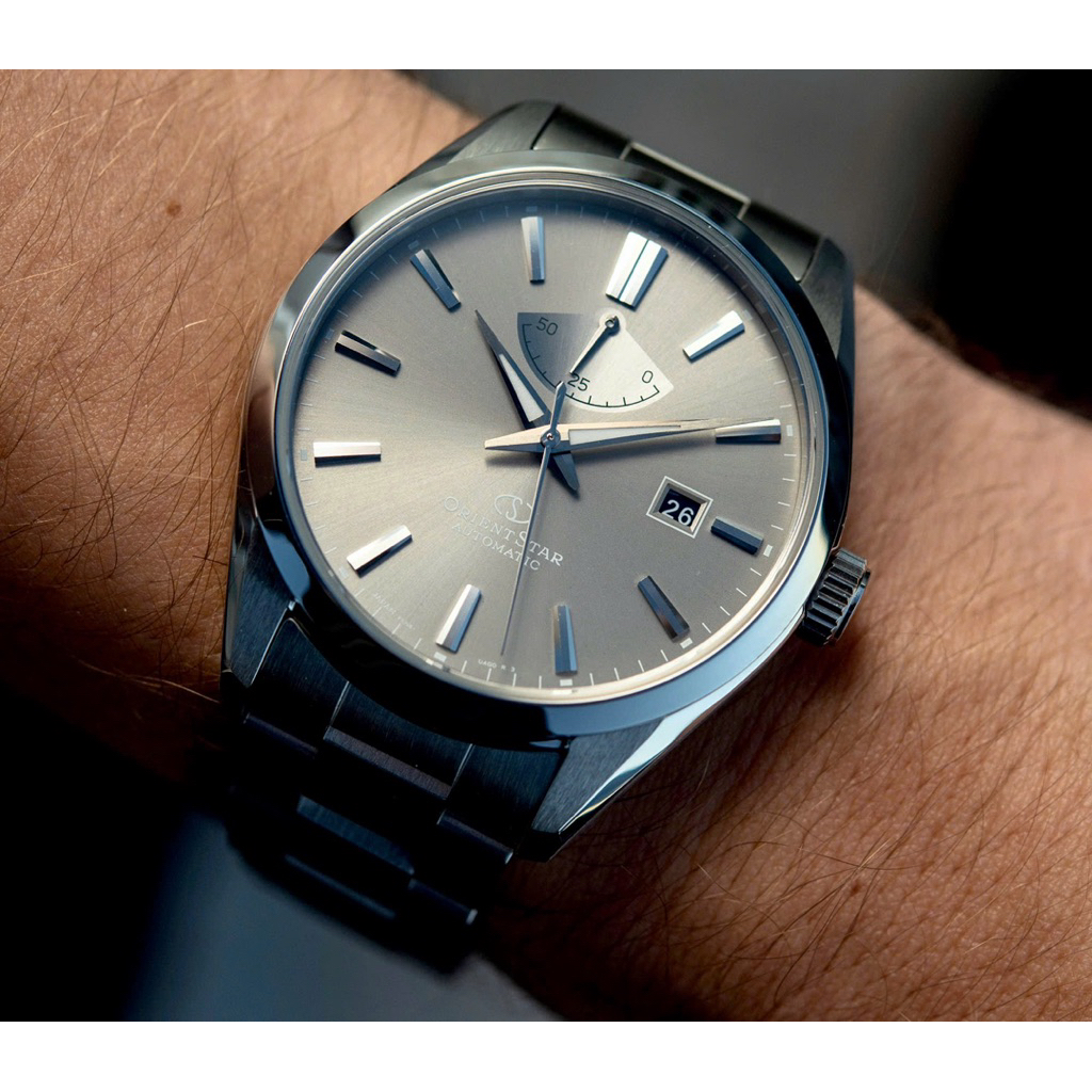 Đồng Hồ Nam Orient Star RE-AU0404N00B Automatic Size 42 Grey Dial Sapphire