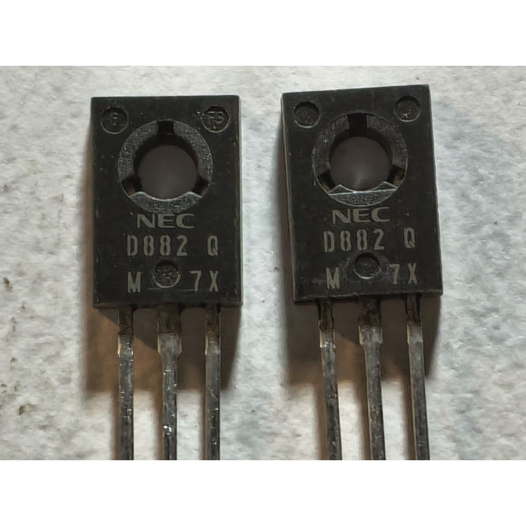Transistor NPN D882 NEC ( set 4 con )