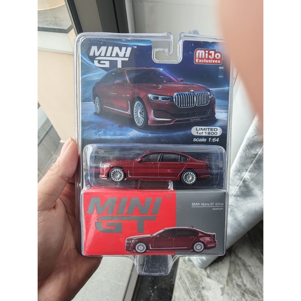 [XESAMSET] Mini GT BMW 7 Series / i7 1:64 Red – Mô hình diecast sưu tầm, seal nguyên