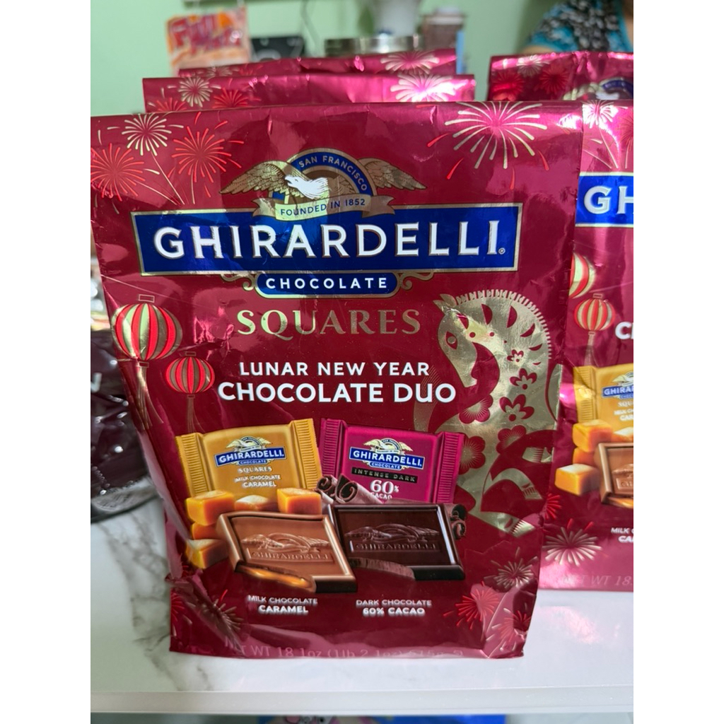 [030/09/26 ] KẸO SOCOLA CAO CẤP GHIRARDELLI CHOCOLATE SQUARES PREMIUM CHOCOLATE ASSORTMENT USA 515g