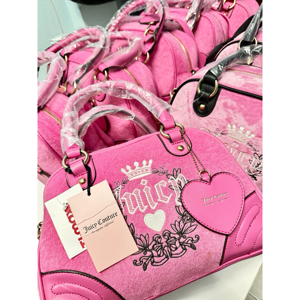 HIẾM - Túi Juicy couture bowler kèm charm Full tag của hãng on web hơn 4 củ