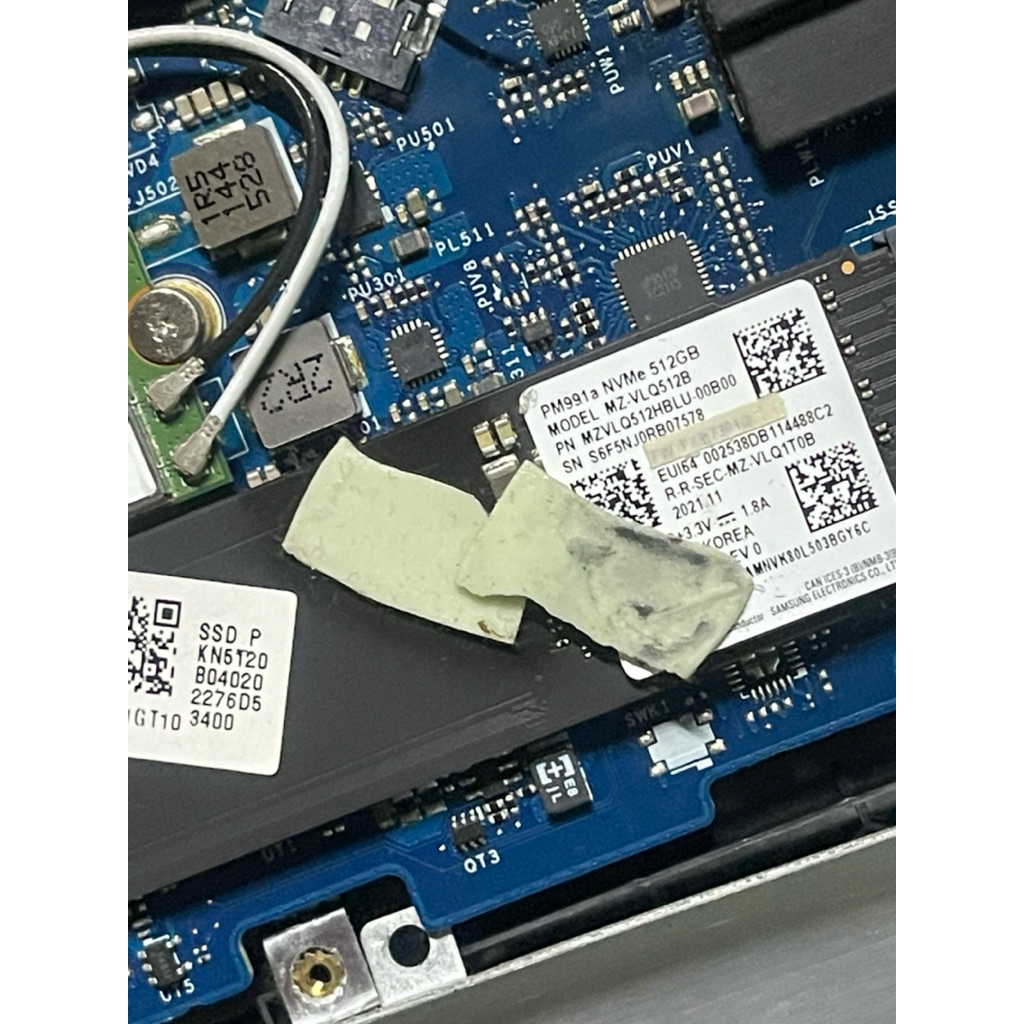 ổ ssd samsung m2 nvme 521gb 2280 pm991a đang sử dụng tốt