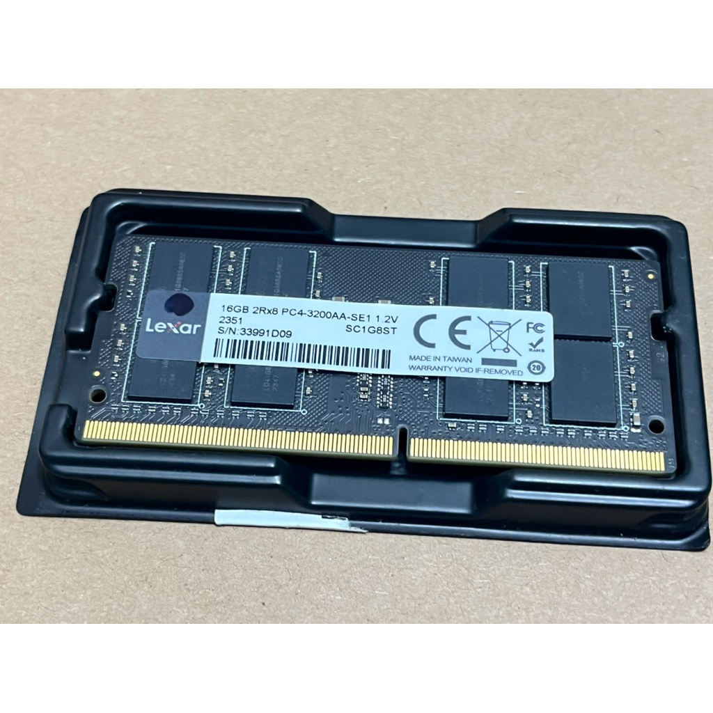 bán ram lexar DDR4 16GB 3200 hàng cũ zin theo máy , chính hãng