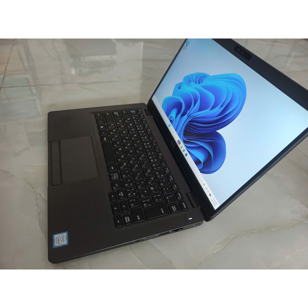Dell Latitude 5300 I5 gen8 / Ram 8gb / SSD 256GB NVME Tặng kèm FULL phụ kiện
