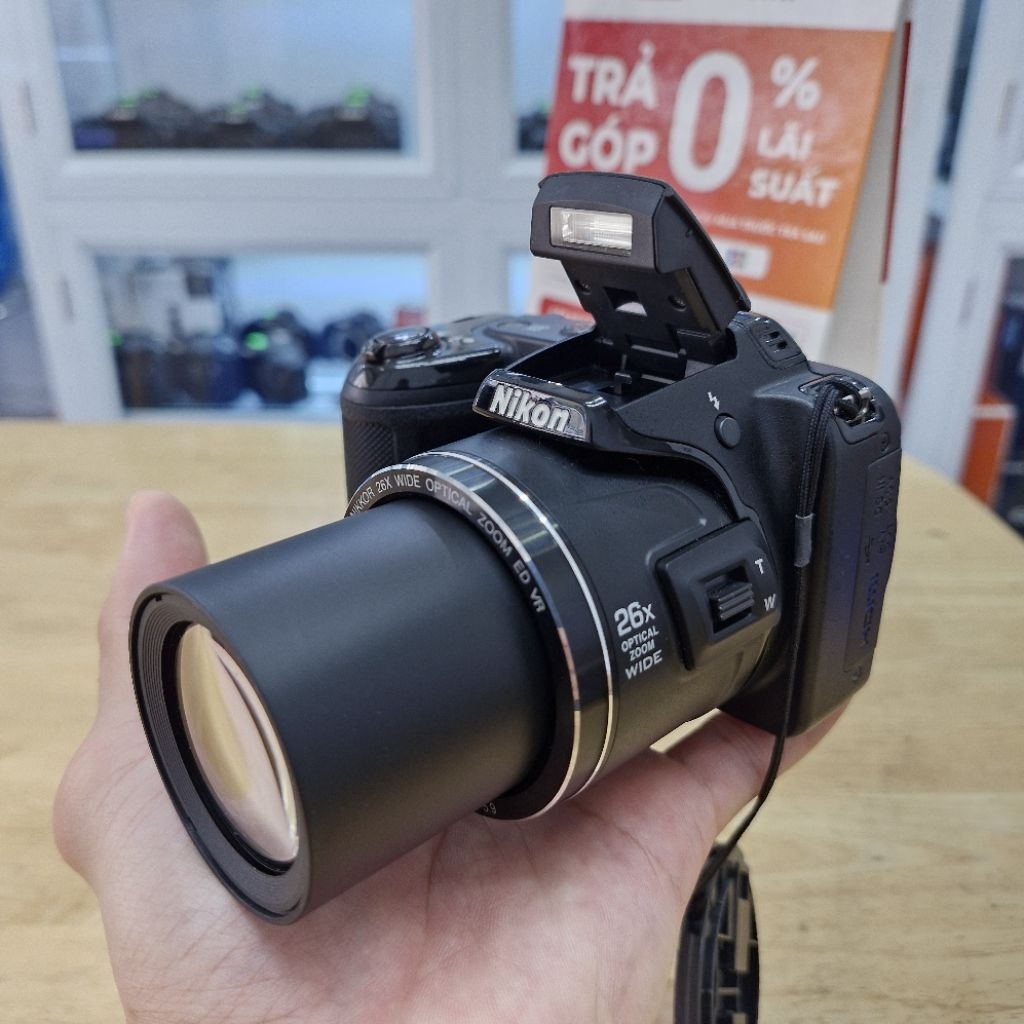 MÁY ẢNH NIKON L810,   SIÊU ZOOM 26x RẤT XA , Hình ảnh sắc nét.