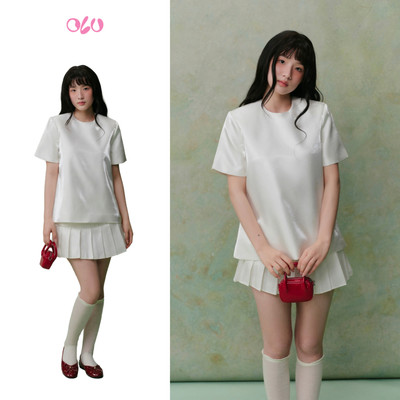 Set OLV áo và chân váy xếp ly chất tafta ánh kim đứng form White Tafta Pleated Mini Set trẻ trung