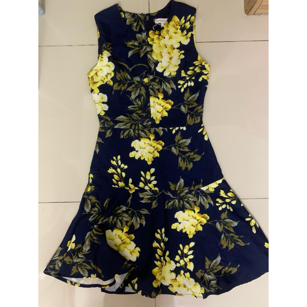 đầm hoa warehouse size S