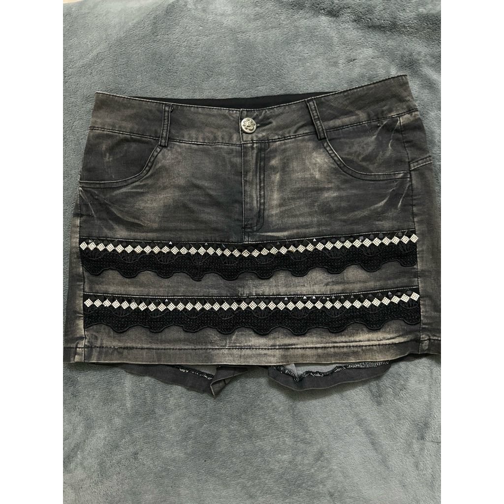 pass quần size L