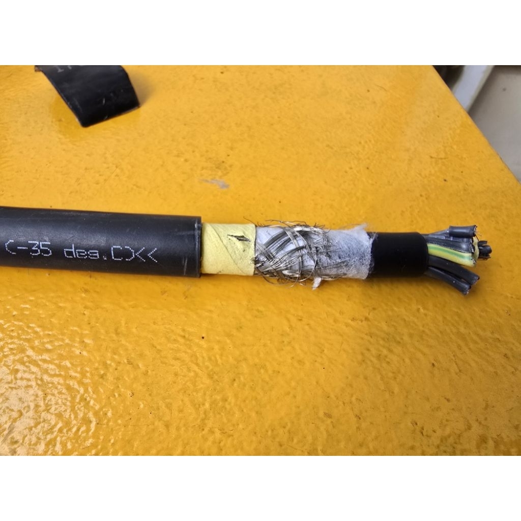 Cáp tín hiệu HYFLEX HB44 12x1.5 chống nhiễu.