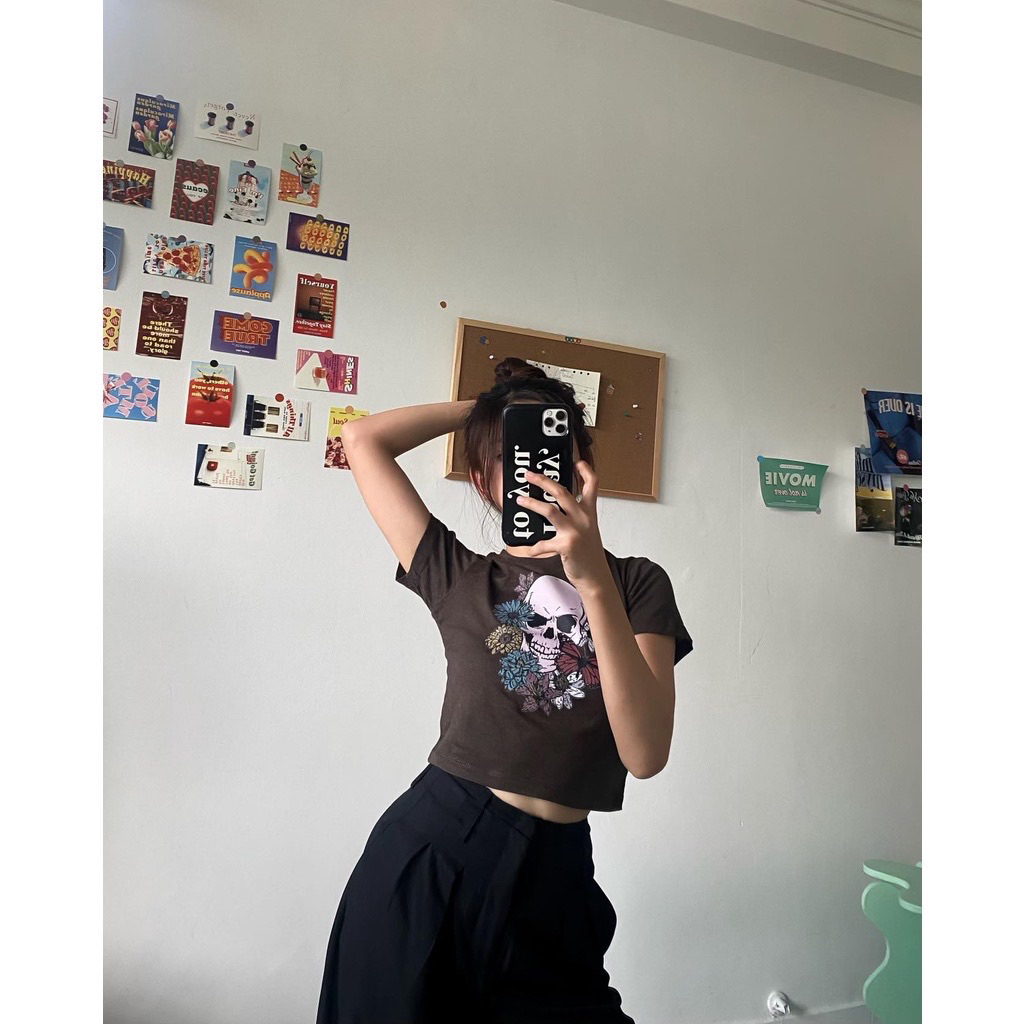 Áo Croptop Remmus size S new tag