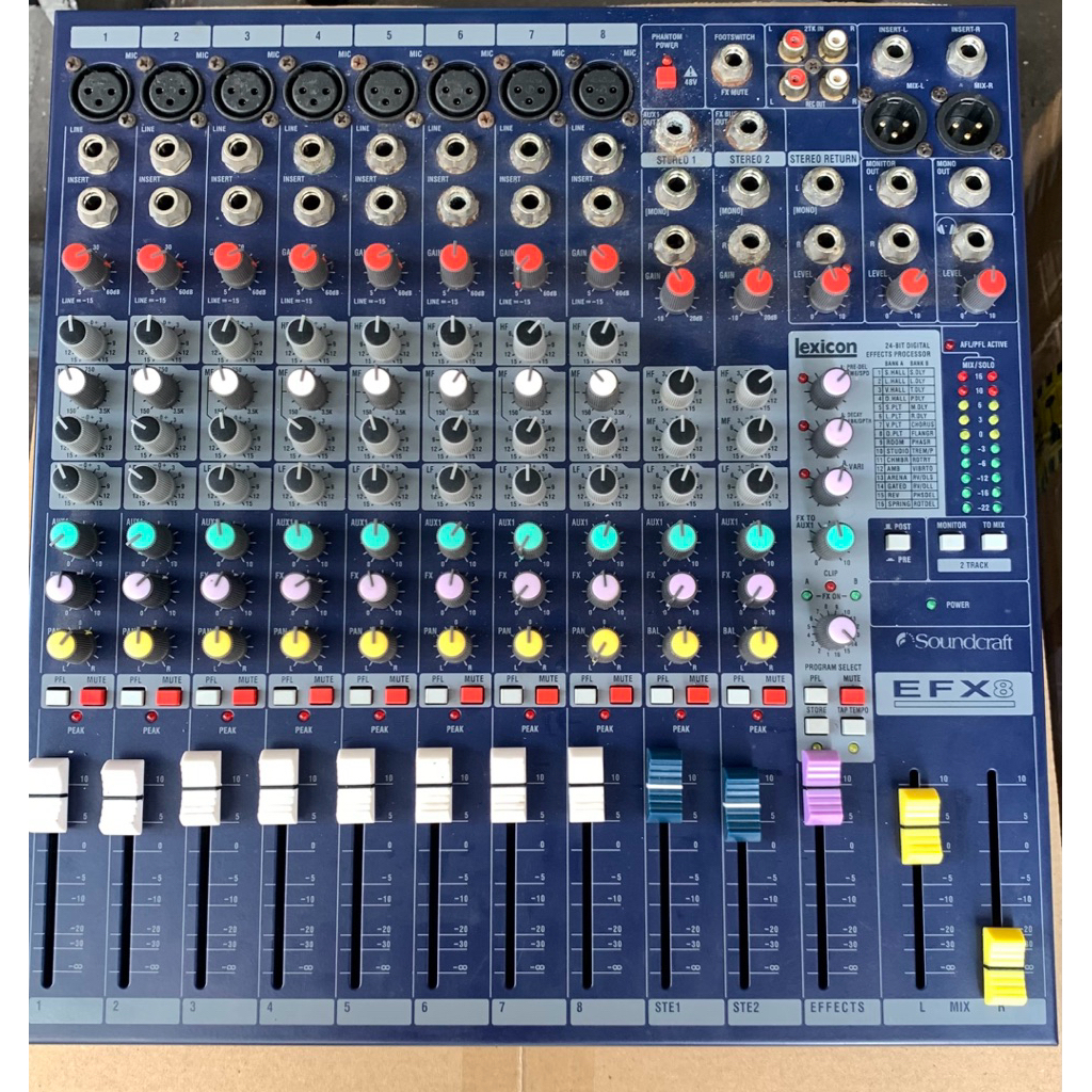 Mixer Soundcraft EFX8. hàng bãi