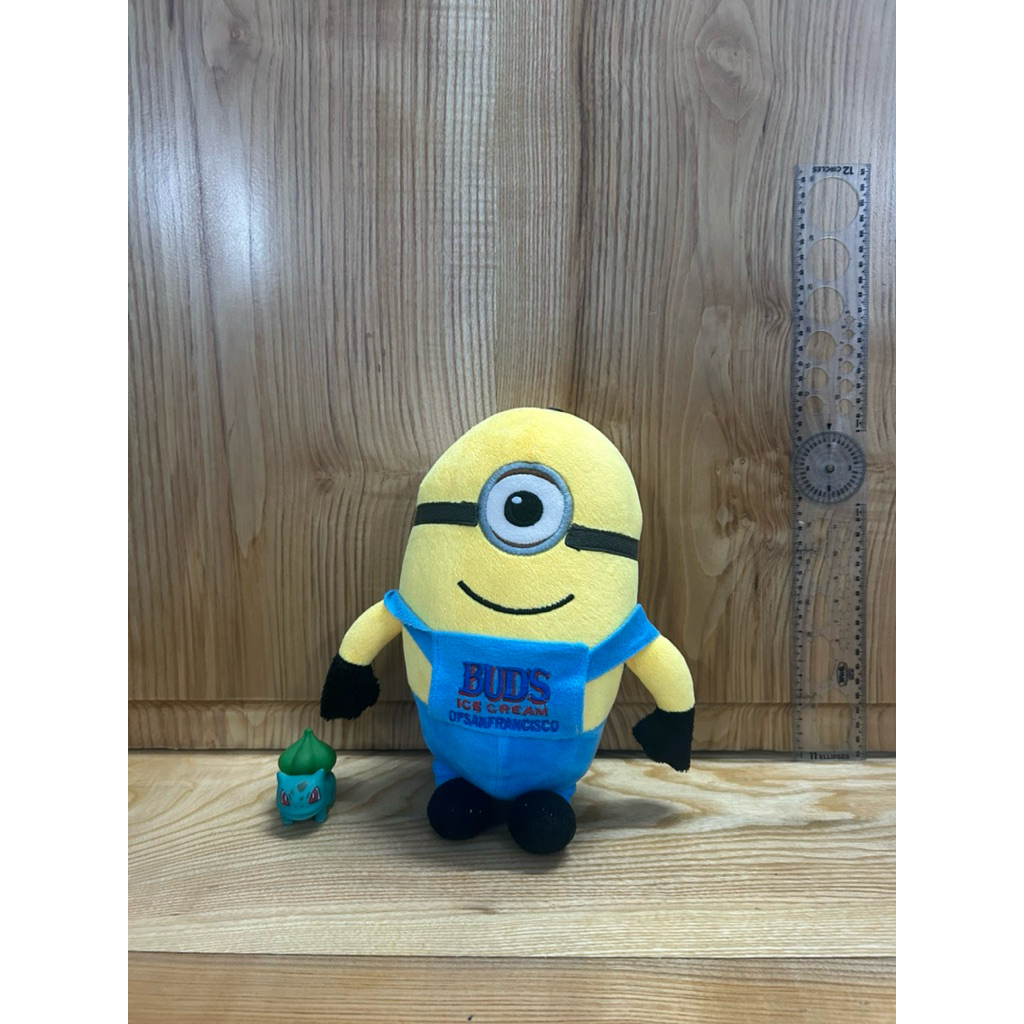 Gấu bông Minions kẻ cắp mặt trăng