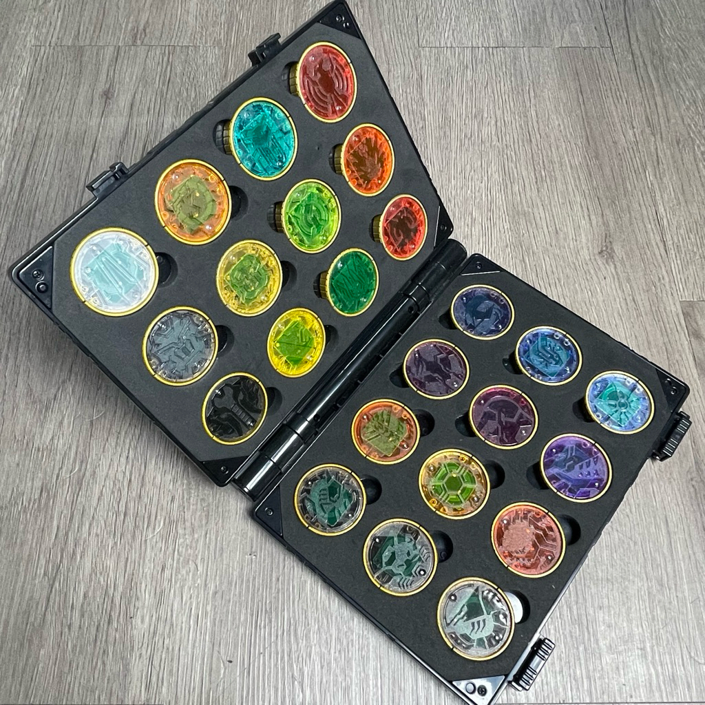 ĐỒ CHƠI DX CORE MEDAL OOO CHÍNH HÃNG KAMEN RIDER OZU