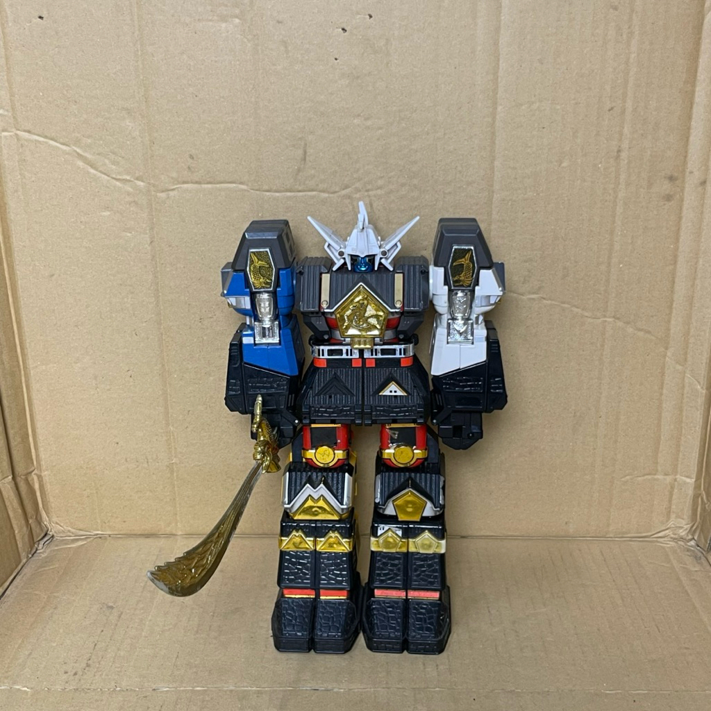 ĐỒ CHƠI MÔ HÌNH DX MUTEKI DAISHOGUN - DORON CHANGER CHÍNH HÃNG SUPER SENTAI KAKURANGER