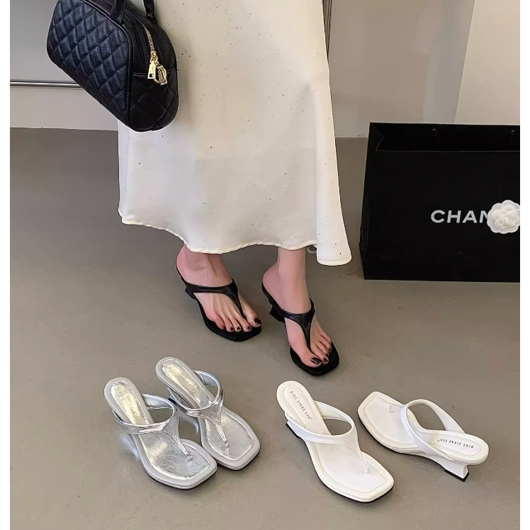 [ORDER] DING XING FAN Dép xỏ ngón da trơn đế xuồng basic đơn giản 7cm 2026