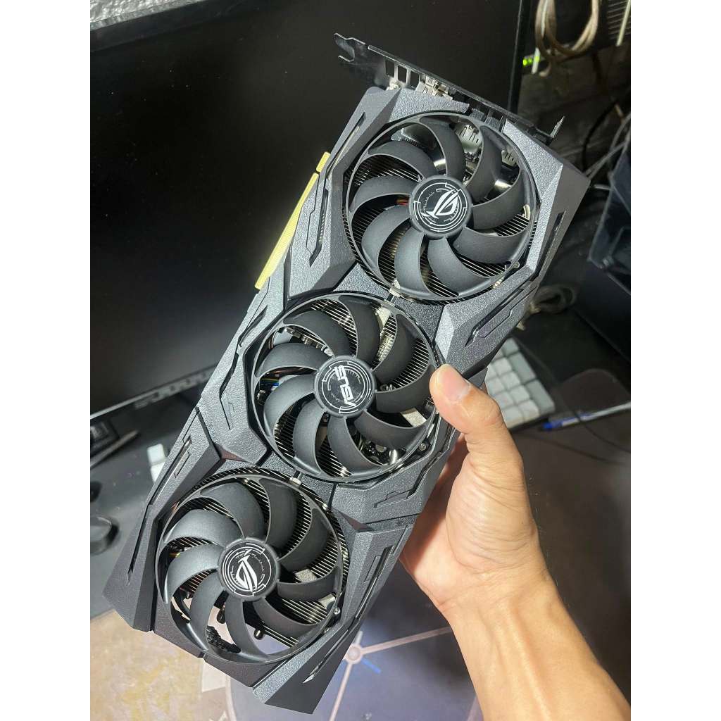 CARD MÀN HÌNH GTX 1070 ROG STRIX LED