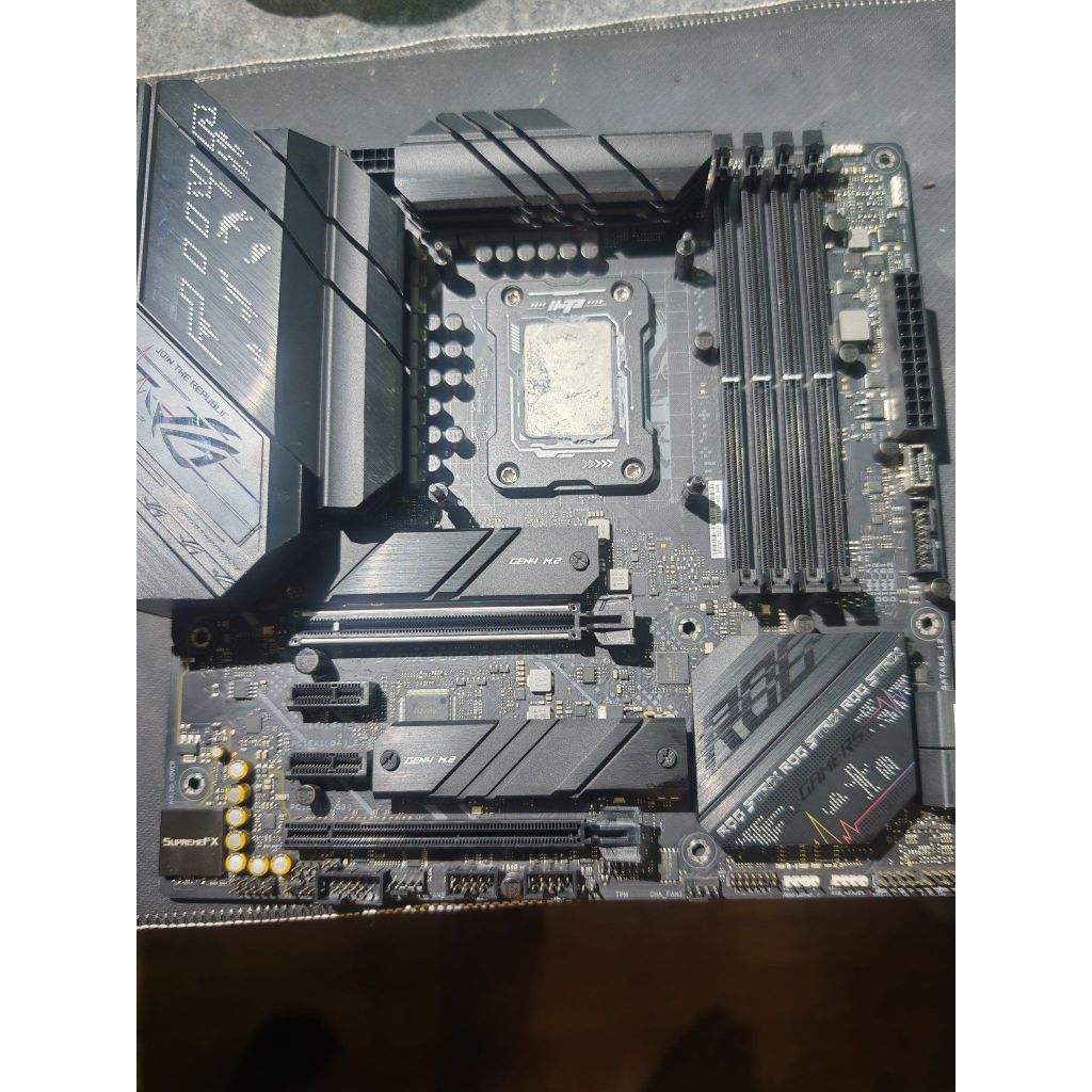 MAIN ASUS B660M ROG G SOCKET 1700