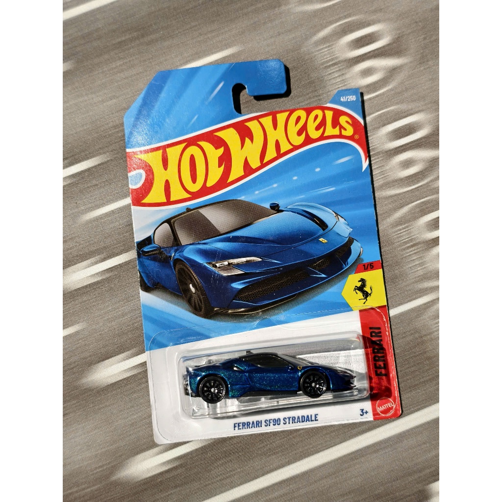 Xe mô hình Hot Wheels Ferrari SF90 Stradale ( Xanh )