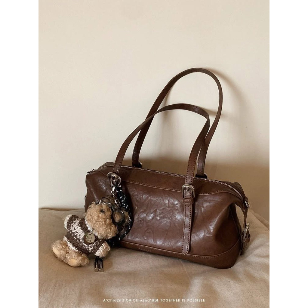 [SẴN] Túi xinh kèm charm Chio2nd, kt 31x11.5x16cm - CD990