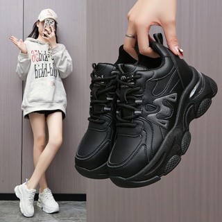 Tuyển Chọn 15 Mẫu Giày Sneaker Nữ Độn Đế 6cm Tăng Chiều Cao Tôn Dáng Phối Đồ Hợp Mới Đẹp Nhất Thị Trường Thời Trang ( QC