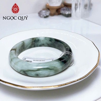 Vòng cẩm thạch A Myanmar - Ngọc phỉ thúy type A bản hẹ sơn thủy chất nếp mịn ni 58 (kèm kđ type A) - Ngoc Quý