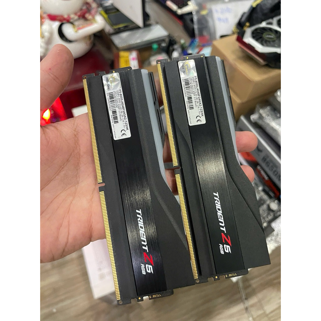 Kit Ram G.skill Trident Z5 RGB 48GB(2X24) DDR5 buss 8000