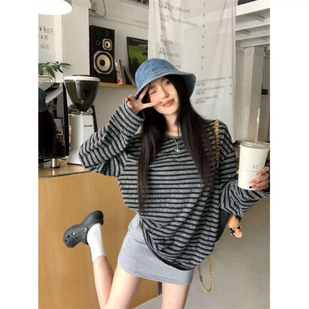 | HILARY STYLE | ÁO THUN TAY DÀI KẺ SỌC XÁM ĐEN