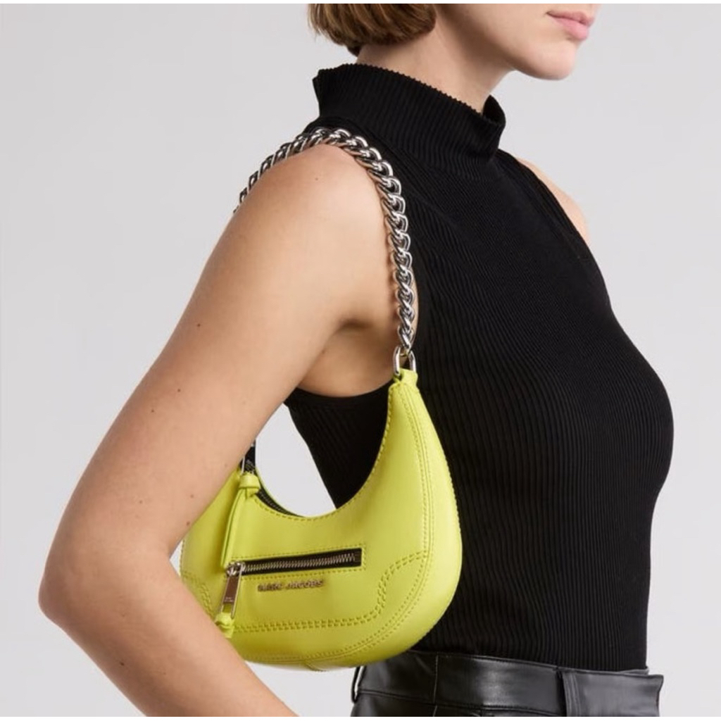 TÚI MARC JACOBS – MINI CRINKLE CRUISER CRESCENT CROSSBODY