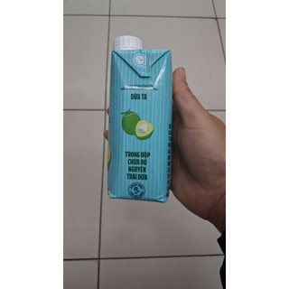 Nước dừa tươi Vinamilk 330ml