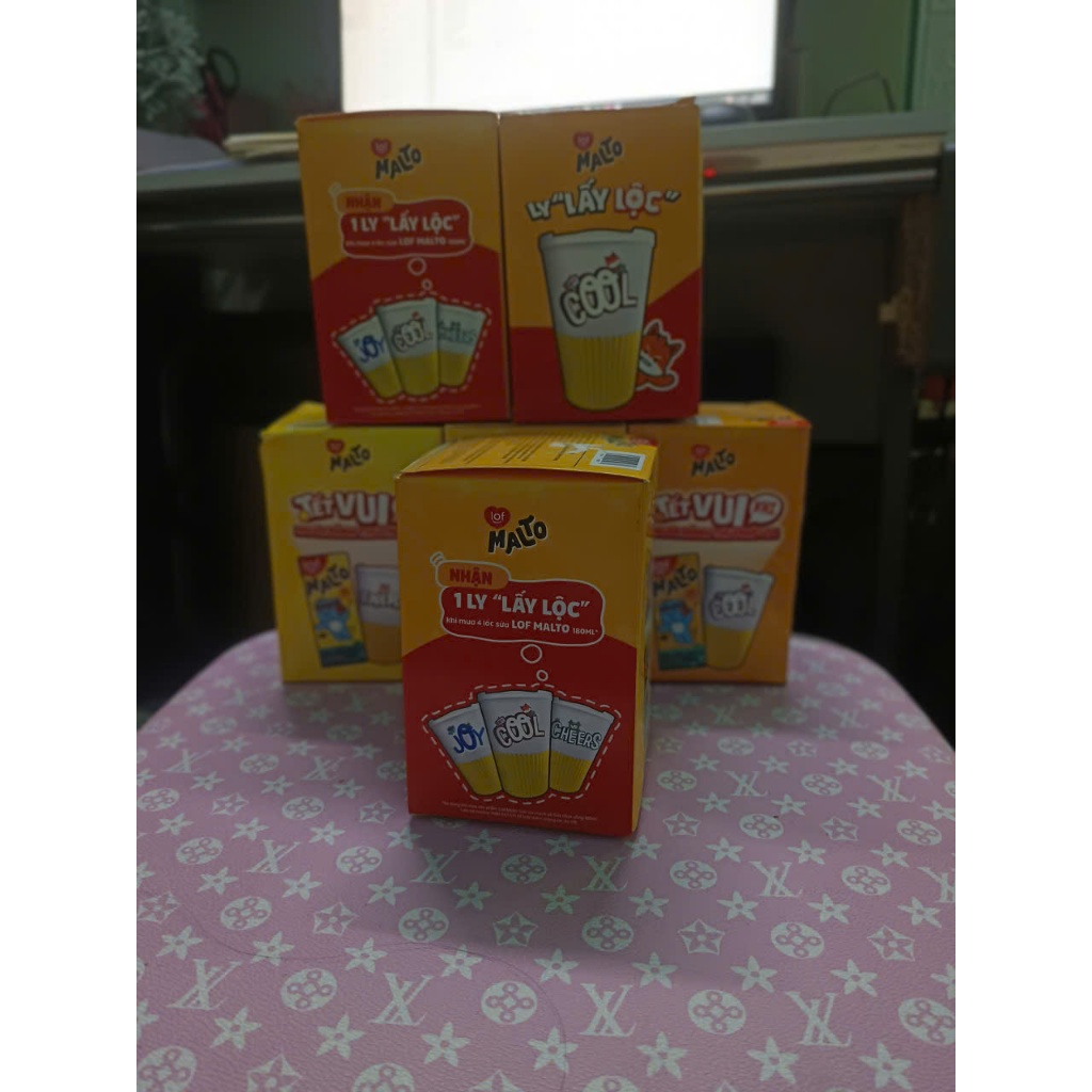 Cốc nhựa lúa mạch Malto (quà khuyến mai của sữa Malto)