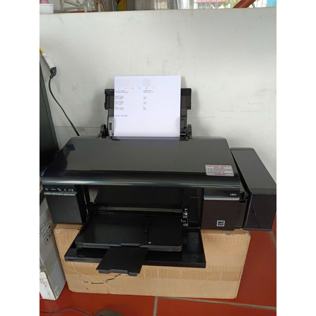 Máy In Epson L805 dùng 6 màu mực . máy cũ lướt