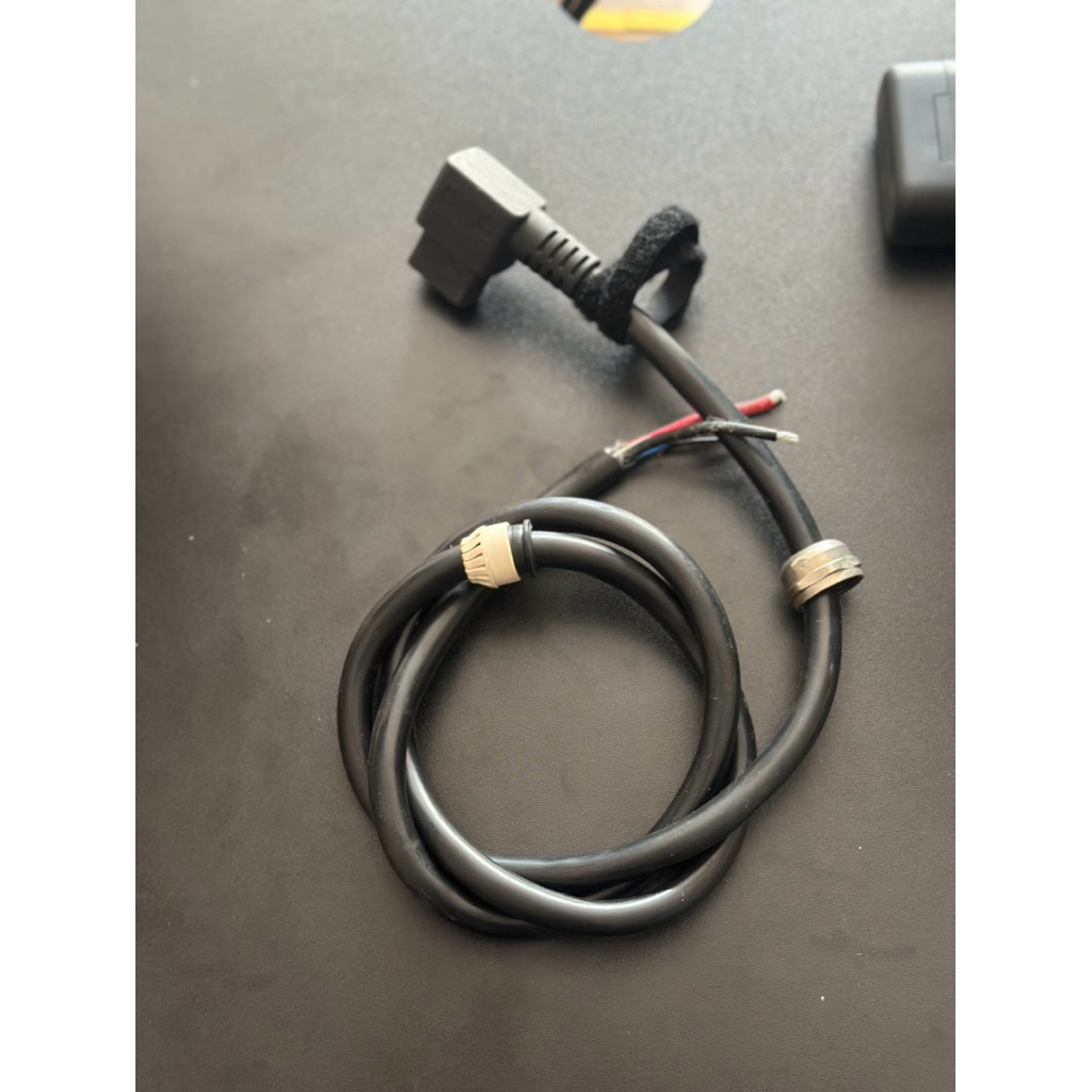 DÂY SẠC LFP DÂY SẠC 1000w ZIN VINFAST