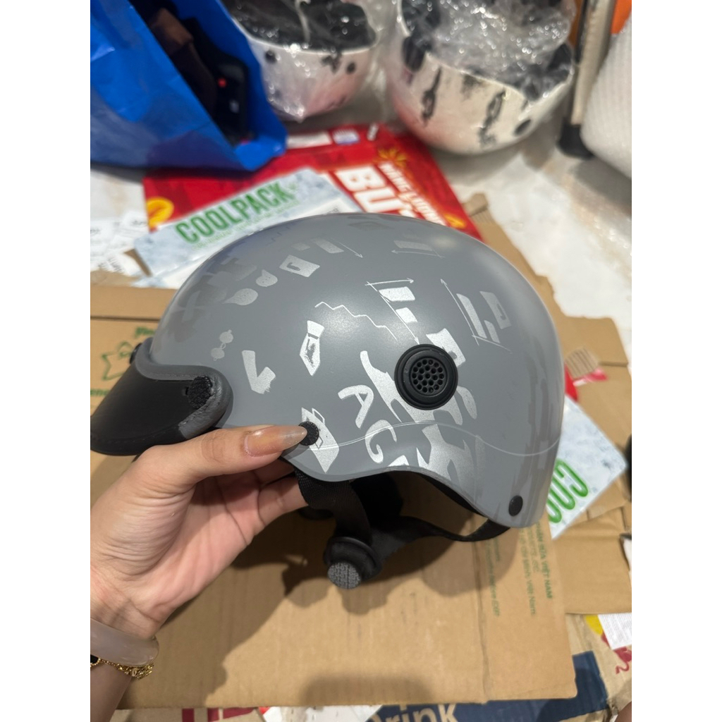 Nón sơn chính hãng AGENCY đã qua sử dụng ảnh shop chụp thật