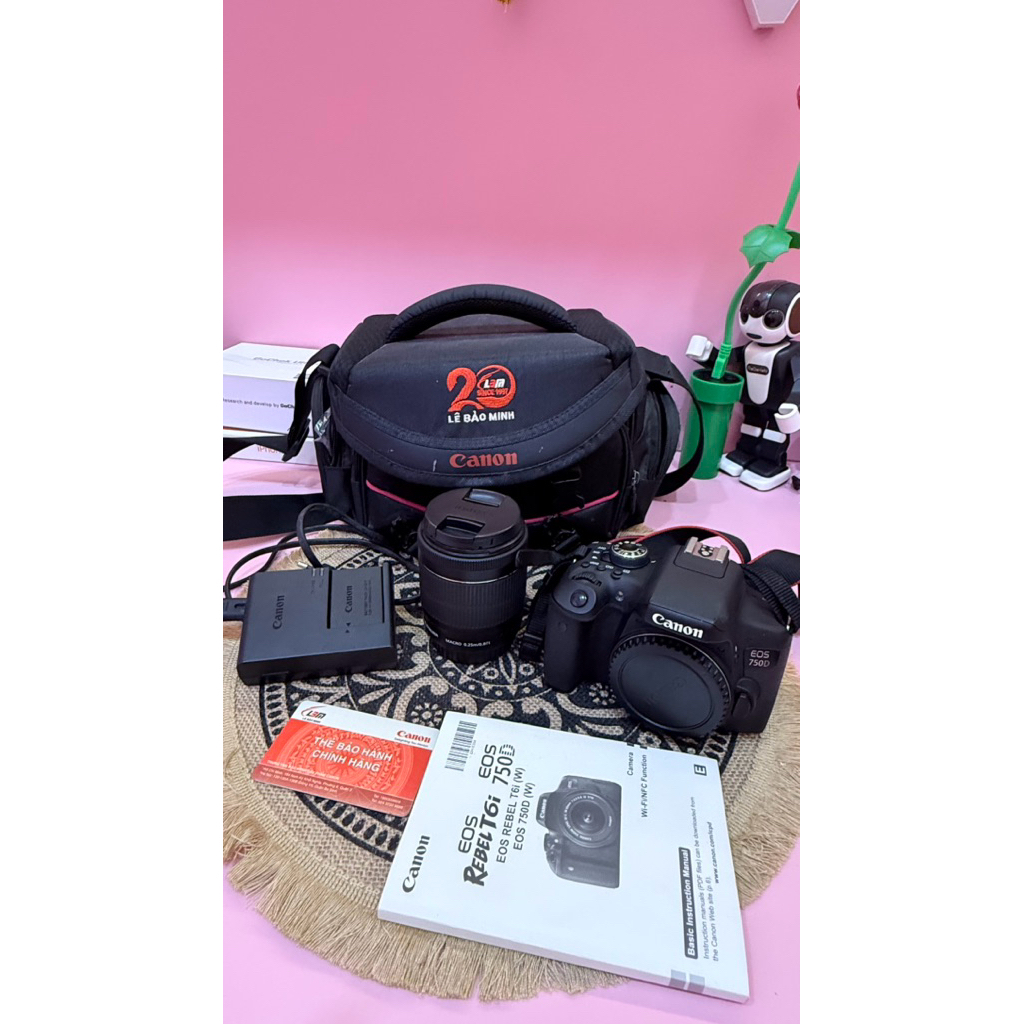 Máy ảnh kỹ thuật số Canon Eos 750D