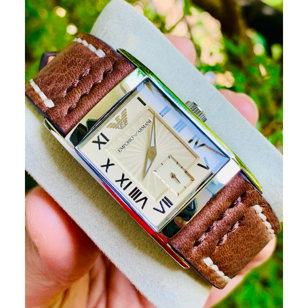 ĐỒNG HỒ TANK EMPORIO ARMANI BẢN HIẾM
