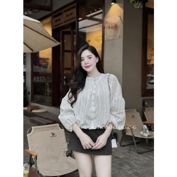 C76 - Áo Sơ Mi Cổ Tròn Tay Bồng dáng bí