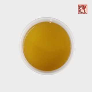 Trà Ô Long Tứ Quý - Oolong Tứ Quý Trí Việt - Hộp 100g