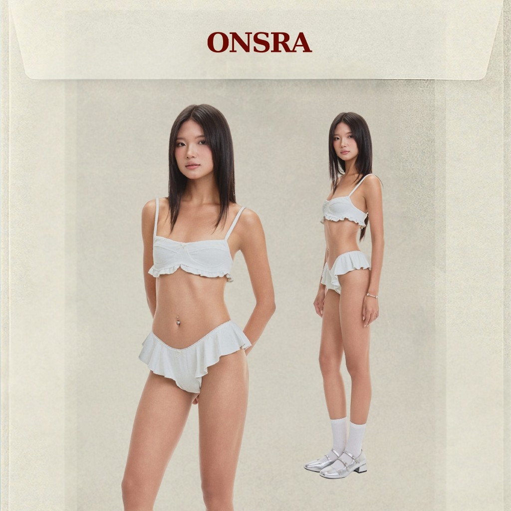 ONSRA - DAKOTA Set Đồ Ngủ Cotton Áo Hai Dây & Quần Viền Bèo Xếp Ly