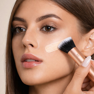 Cọ Tán Kem Nền, Kem Lót, Má Hồng Kem RT Real Techniques Stippling Brush R108