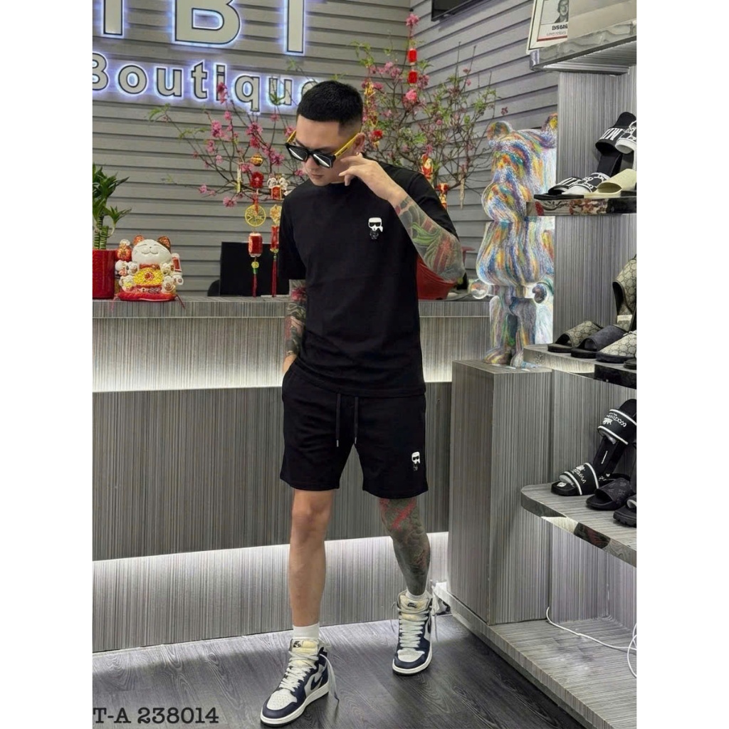 Bộ Đồ Cộc Siêu Ưng Por&Cher Đỏ Đô Mận Phối Ô Tô Cao cấp Siêu Phẩm Mới Nhất, Đồ Bộ Nam chất vải Cotton Dày dặn Xịn Mịn | BigBuy360 - bigbuy360.vn