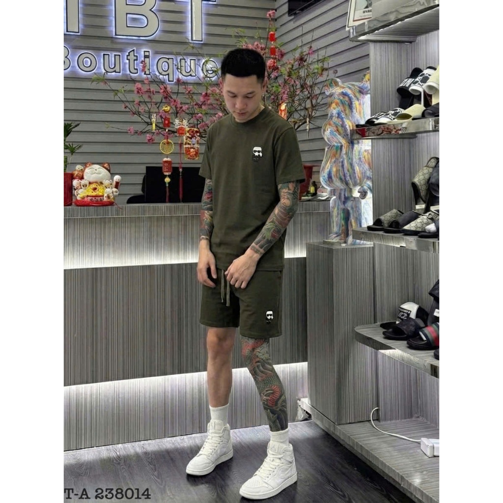Bộ Đồ Cộc Siêu Ưng Por&Cher Đỏ Đô Mận Phối Ô Tô Cao cấp Siêu Phẩm Mới Nhất, Đồ Bộ Nam chất vải Cotton Dày dặn Xịn Mịn | BigBuy360 - bigbuy360.vn