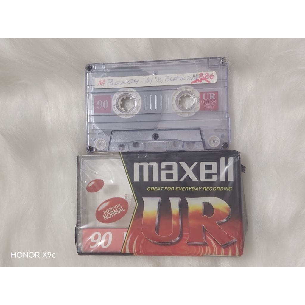 Băng cassette Maxell UR 90 – Boney M 20 Best Songs – Có list bài in sẵn, vintage 8x 9x
